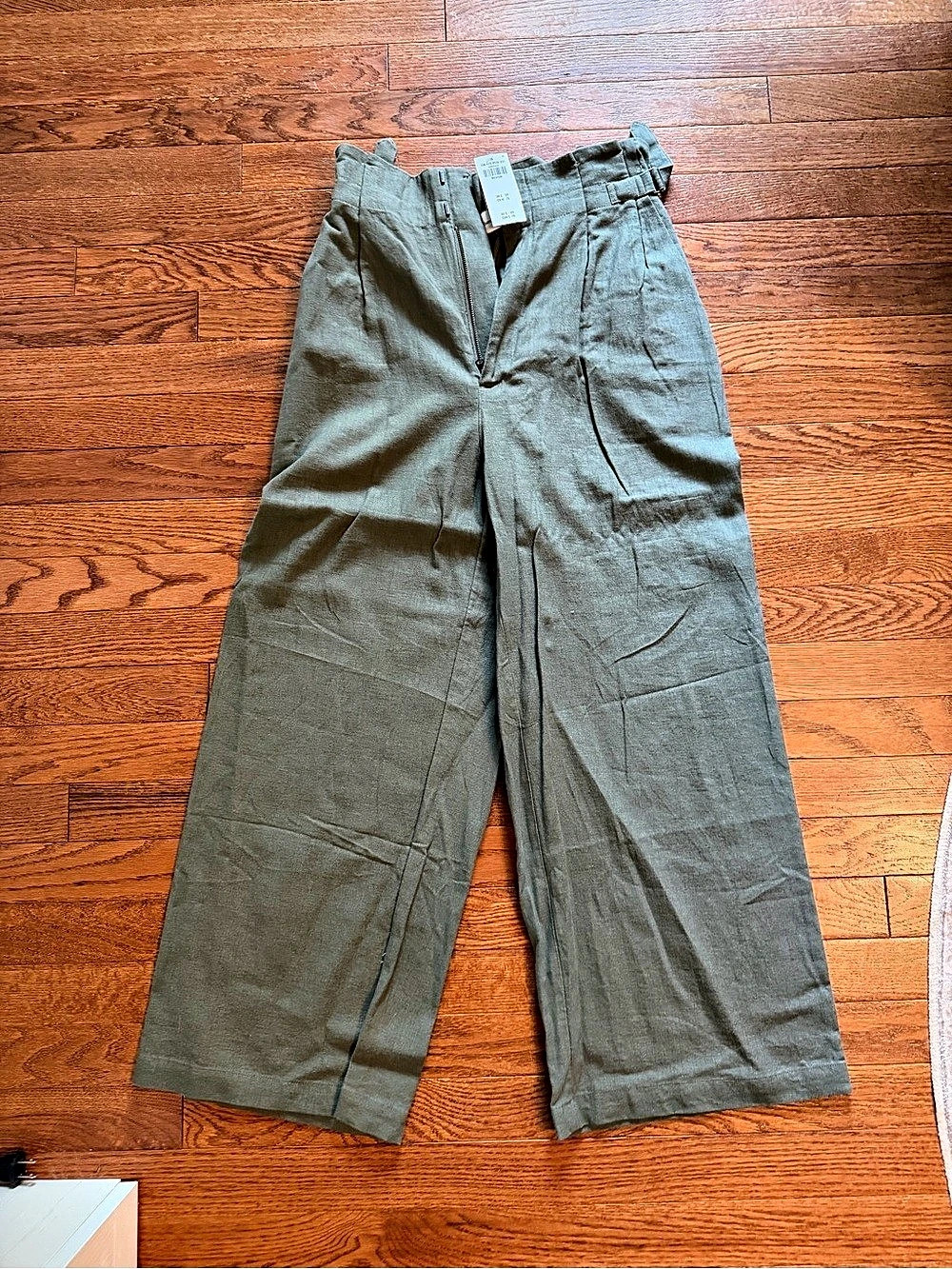 Abercrombie and Fitch Ultra High Rise Utility Trouser Wide Leg Pants in Green